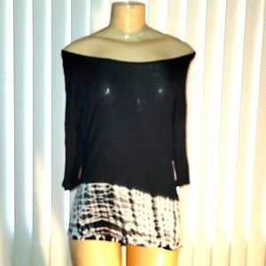 3/4 sleeves off shoulder black over blk&wht tie dye scoop neck top size s NWOT